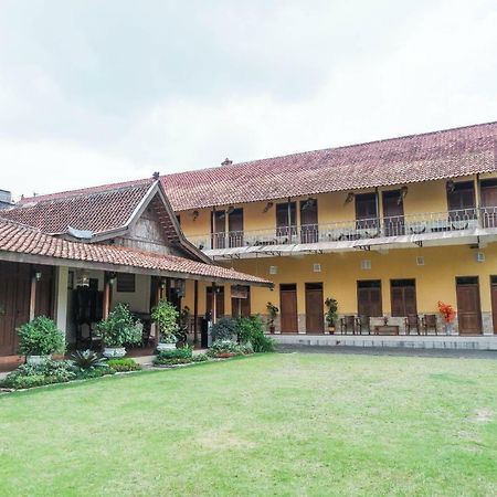 Oyo 405 Wisma Yosoputro Tanjungtirto Экстерьер фото