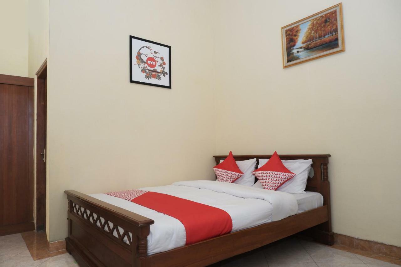 Oyo 405 Wisma Yosoputro Tanjungtirto Экстерьер фото