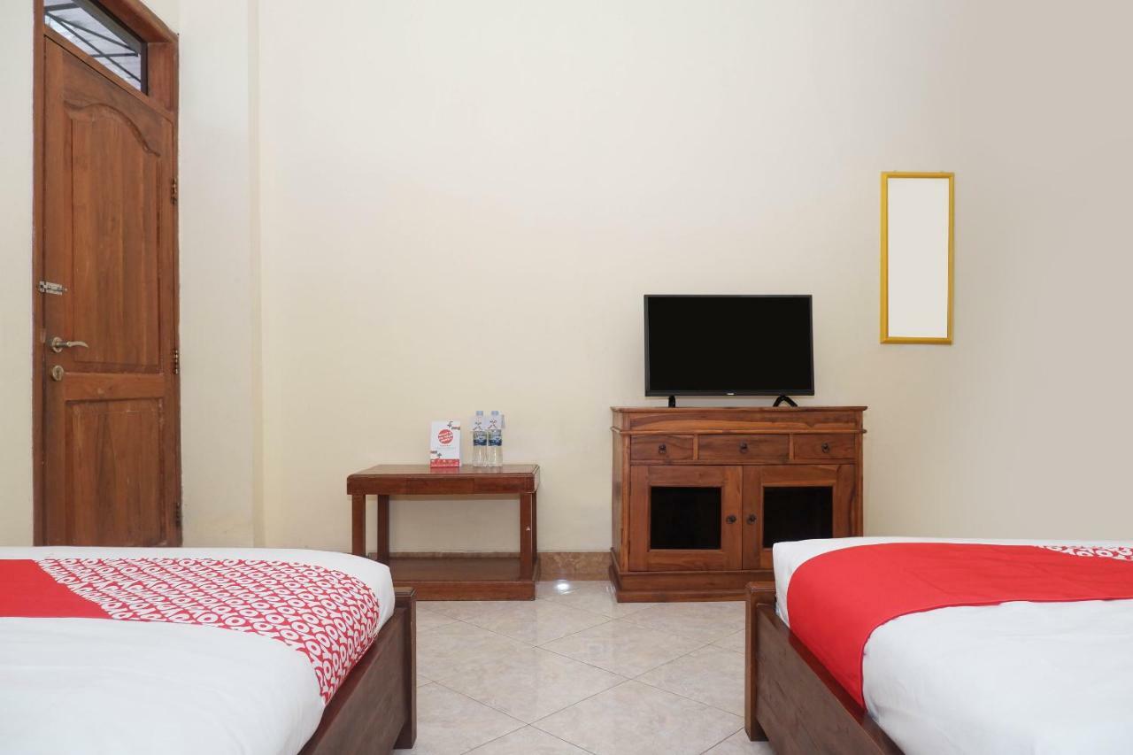 Oyo 405 Wisma Yosoputro Tanjungtirto Экстерьер фото