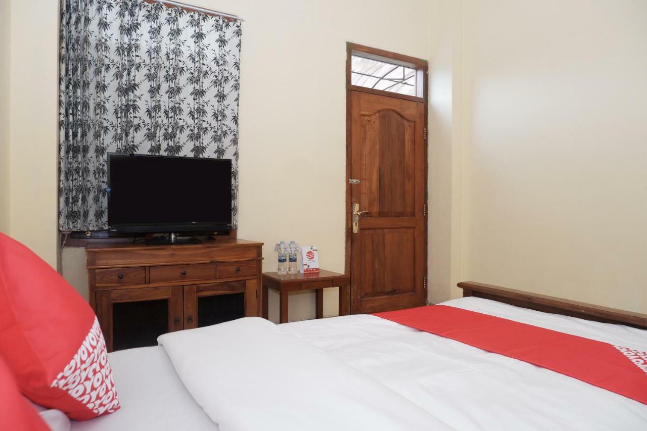 Oyo 405 Wisma Yosoputro Tanjungtirto Экстерьер фото